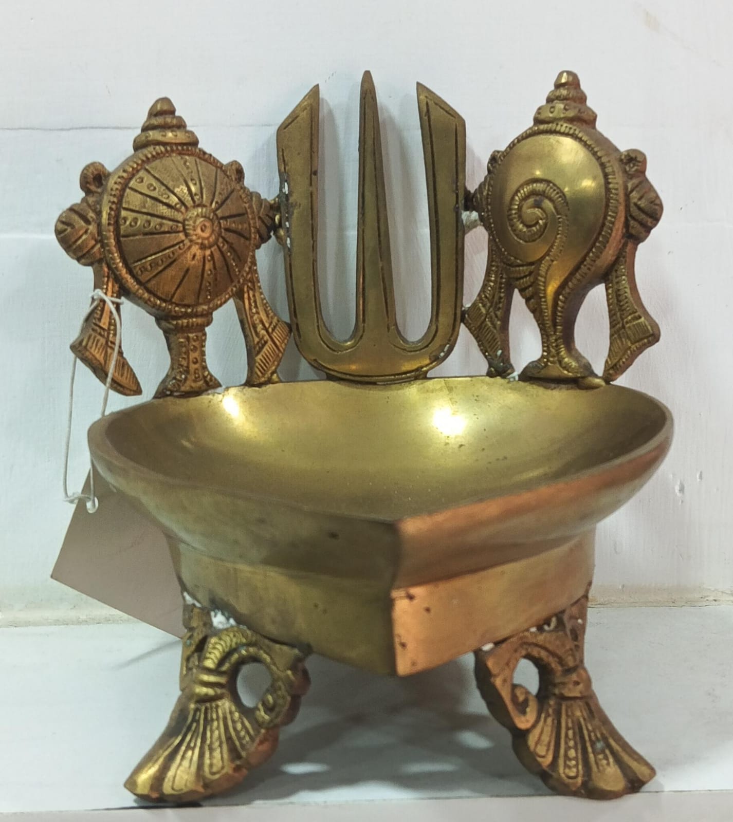 SANGU CHAKRA NAMAM LAMP BRASS
